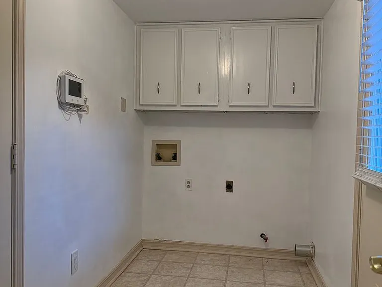 8 Shadywood Ct — Photo 9