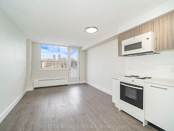 3rd image of 1500 Bathurst St #207