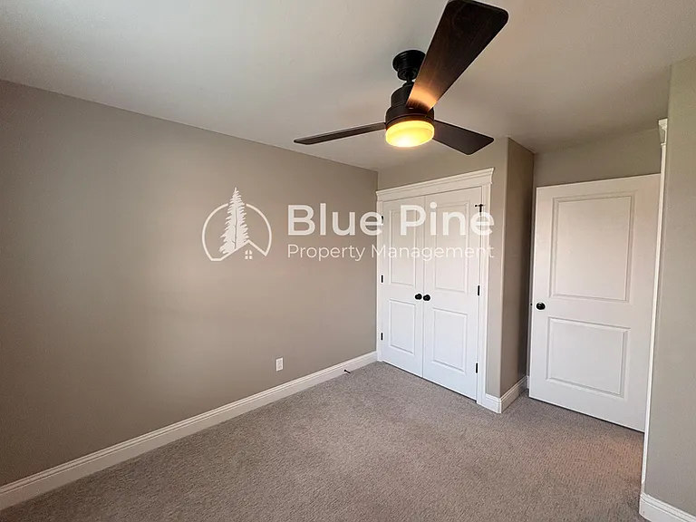 1890 Mesa Canyon Dr — Photo 17