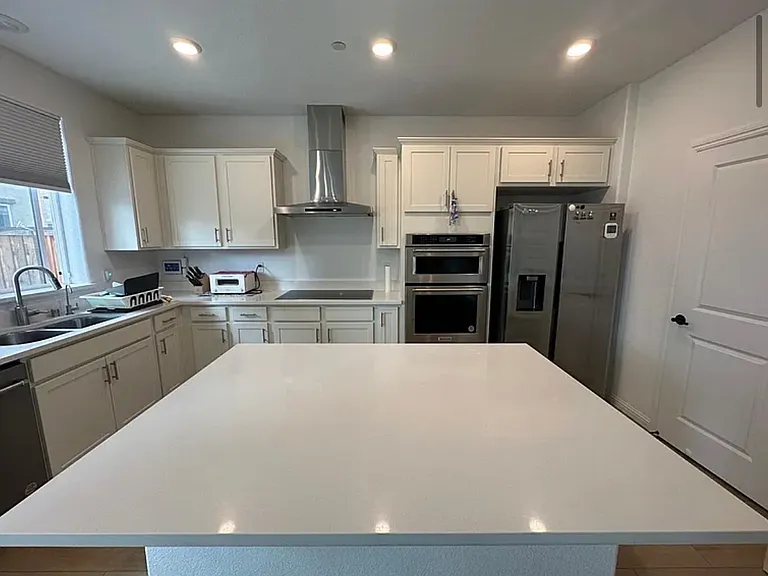 1483 Laurel Creek Dr — Photo 4