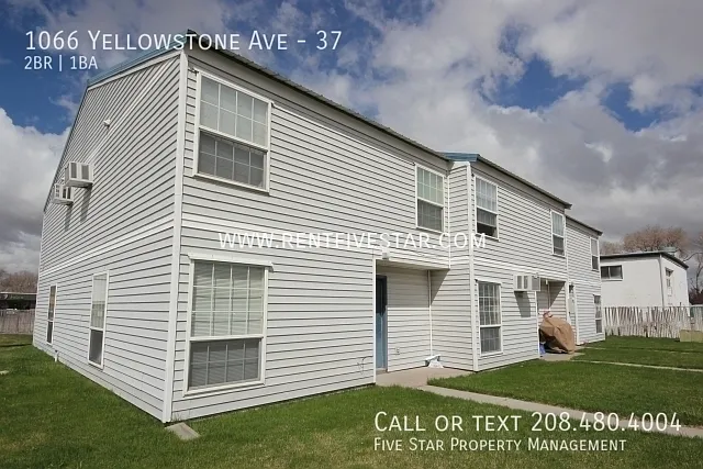 Photo 1 of 10 - 1066 Yellowstone Ave #37 - Pocatello, ID Primary Photo - 1066 Yellowstone Ave #37