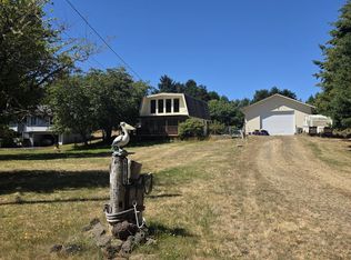 90704 Clark Rd, Warrenton, OR 97146