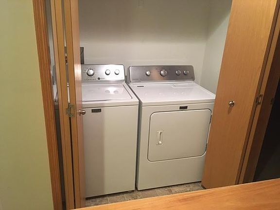 Washer/dryer included in unit