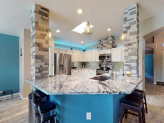 3rd image of 10535 E 39th Pl