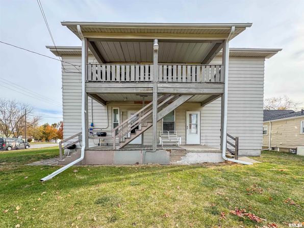 734 Locust St, Minonk, IL 61760