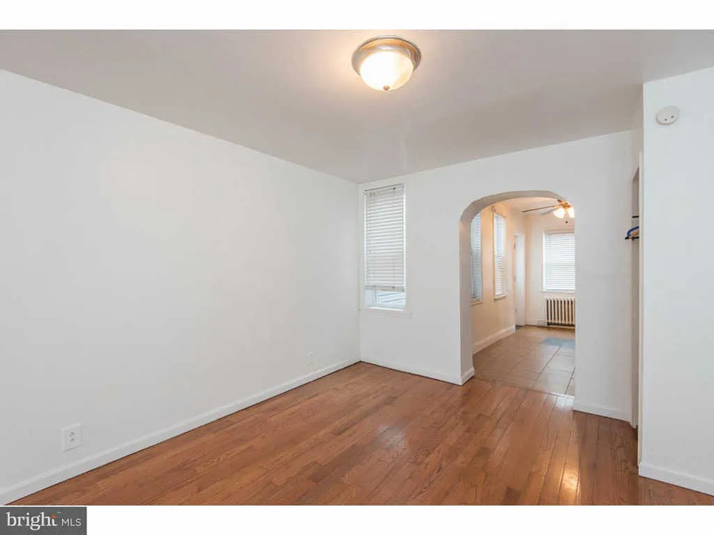 2424 E Firth St photo 1