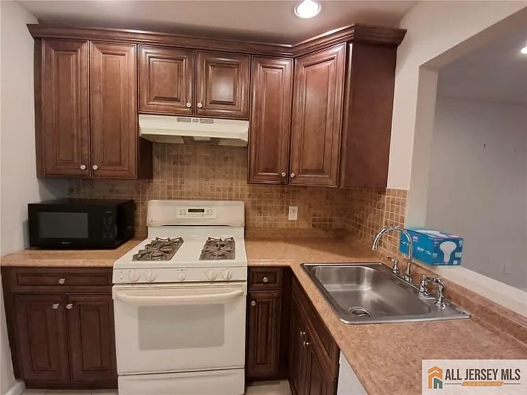 1209 Harbor Club Dr — Photo 19