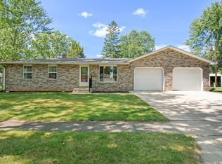 313 Maple Ct, Goshen, IN 46526