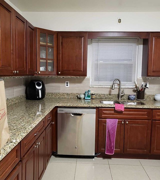 2nd image of 329 Highland Ave #1