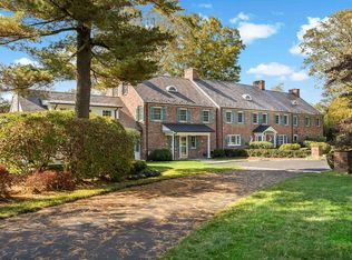 672 Oenoke Rdg, New Canaan, CT 06840
