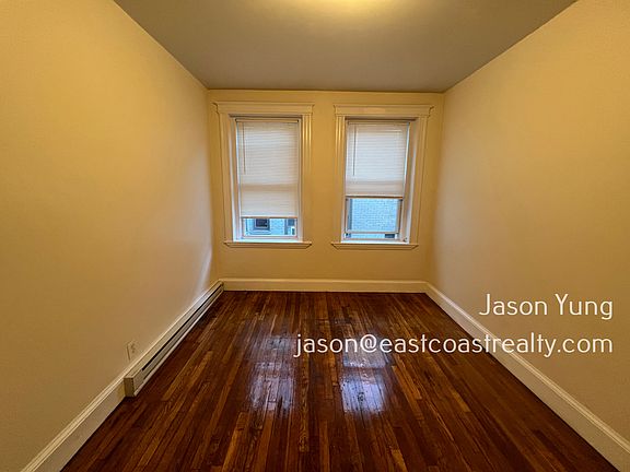 3rd image of 90 Brainerd Rd APT 21