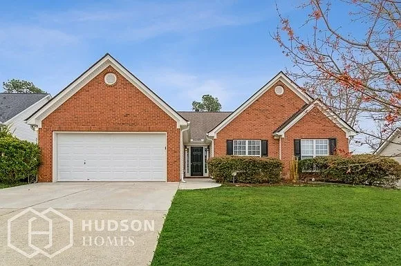 3 bed, 2.0 bath, 2128 sqft, $2,325 — Photo 1