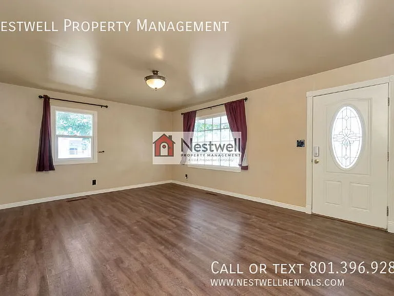 254 E Main St — Photo 9