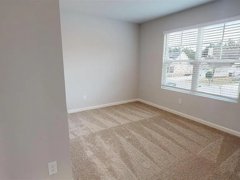 178 Goodall Woods Dr — Photo 22