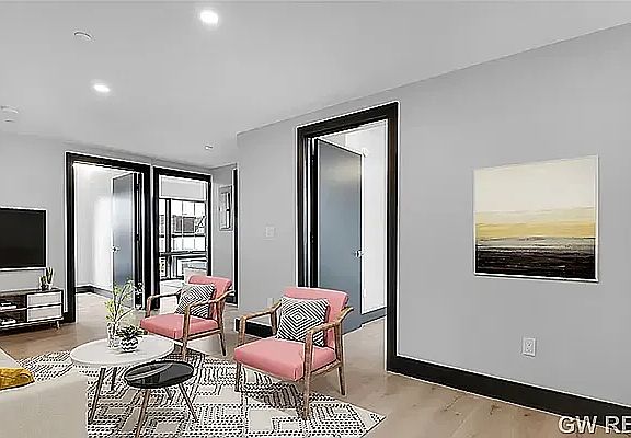 4th image of 92 Linden Blvd #7F