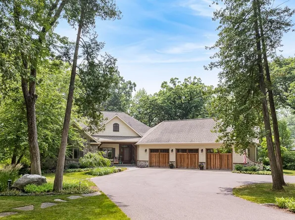 N5582 Shore Dr, Green Lake, WI 54941