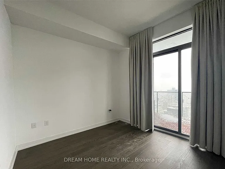 11 Wellesley St W #5102 — Photo 17