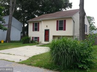 926 12th St, Pasadena, MD 21122