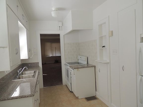 4th image of 315 W Grant Ave