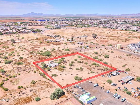 2nd image of 40526 W SEVEN RANCH Road #-