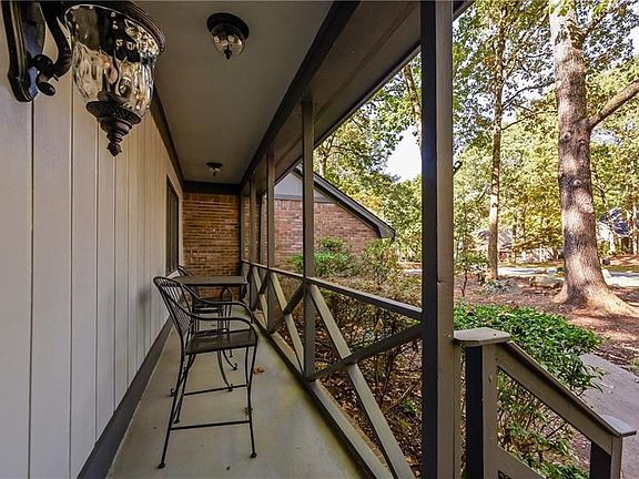 4th image of 3065 Rivermont Pkwy