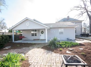 7936 Genesta St, Saint Louis, MO 63123