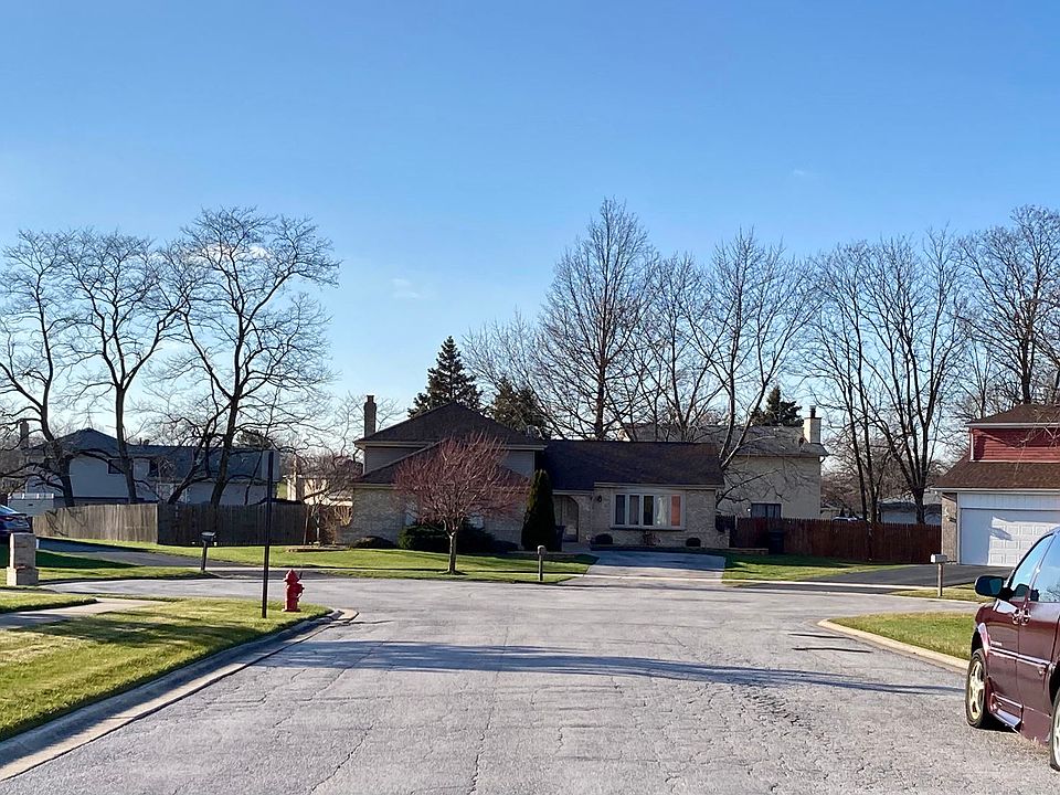 1st image of 4508 Carol Anne Ln