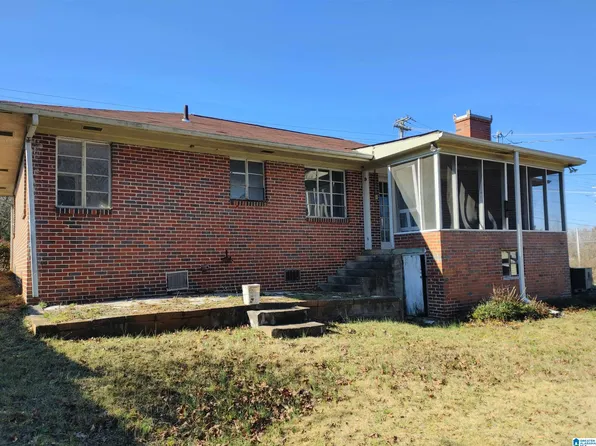 2 S Hammett Ave, Sylacauga, AL 35150