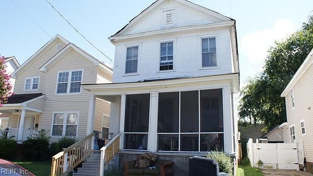 1st image of 231 W 26th St