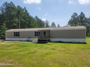 12807 Meadowglen Rd, Vancleave, MS 39565