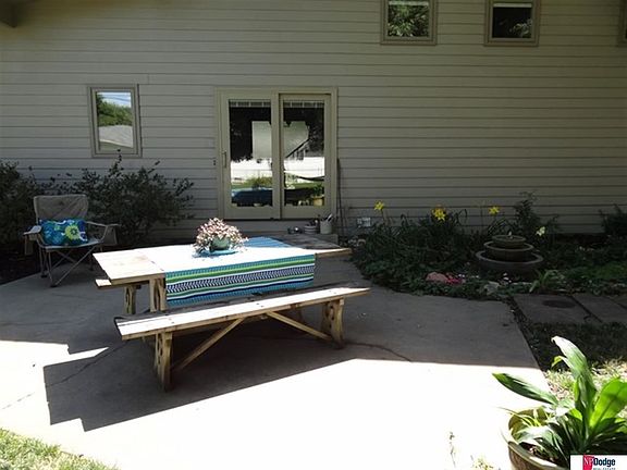 4th image of 3144 S 105th Ave