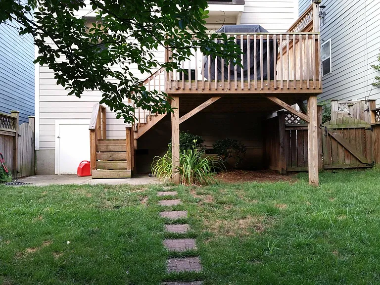 Deck and fenced in yard