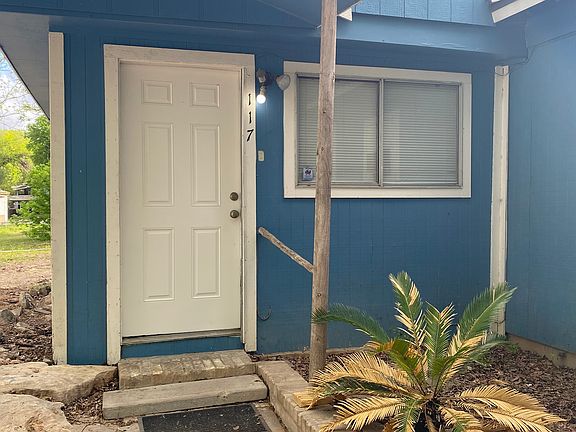 2nd image of 117 Lucy Ln