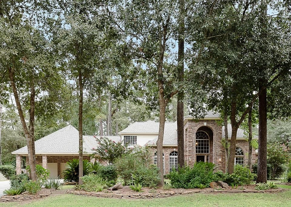 1st image of 31410 Helen Ln
