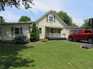 661 E Warren St, Bunker Hill, IL 62014