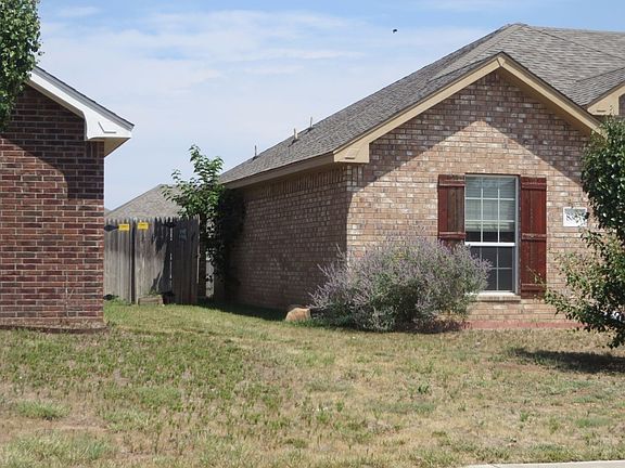 3rd image of 8307 Barstow Dr