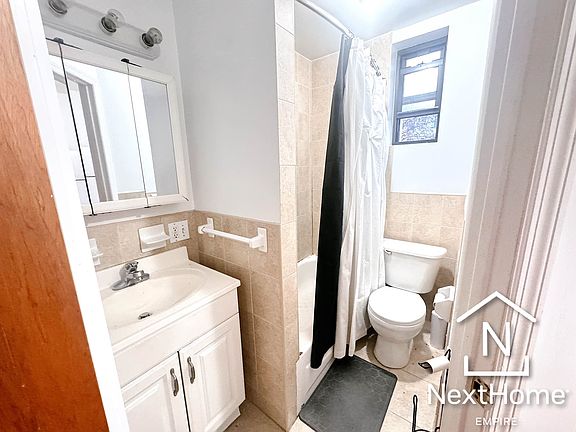 5th image of 31-21 Ditmars Blvd #10