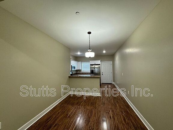 4th image of 145 Bruin Pl Unit 107