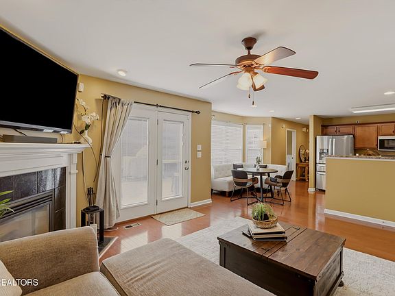 4th image of 4720 Creek Rock Ln