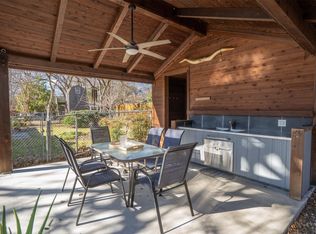 9551 E Lake Highlands Dr, Dallas, TX 75218