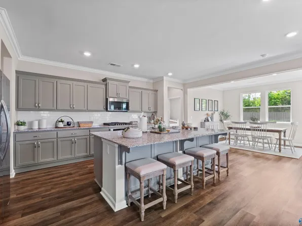 310 Merrydale Dr, Huntsville, AL 35811