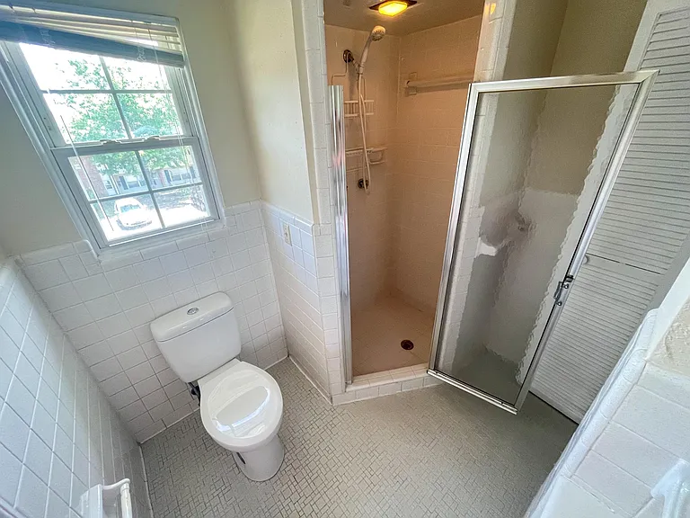4746 Champion Ct — Photo 30