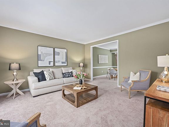 4th image of 9508 Lehr Ct