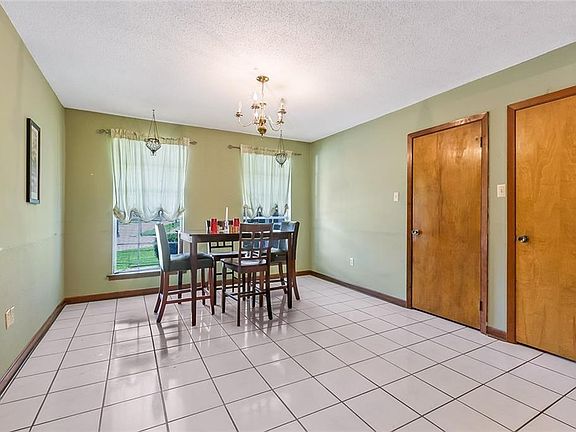 5th image of 1901 Satsuma St
