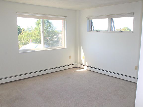 2nd image of 410 Washington St #34-A