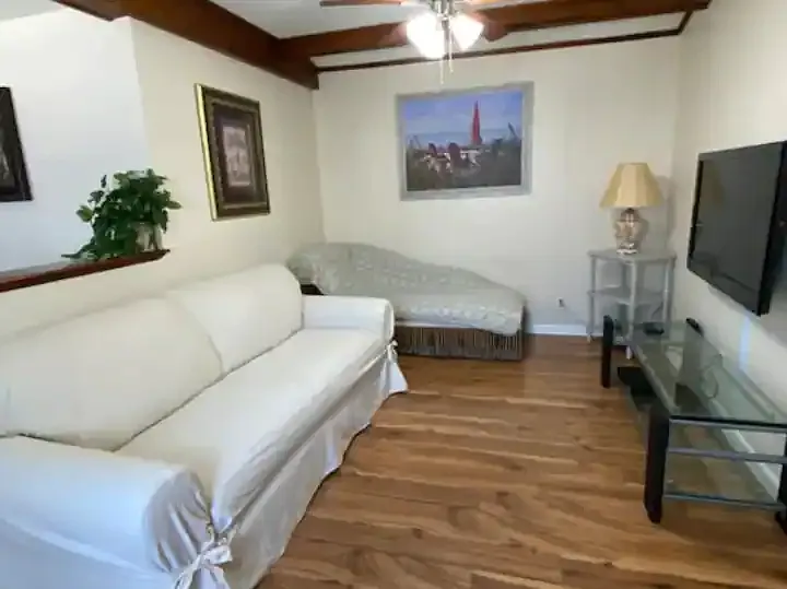 656 Macklen Ave #1 — Photo 1