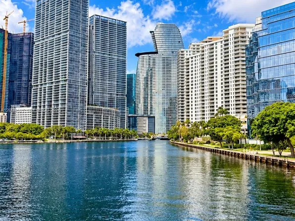 801 Brickell Key Blvd, Miami, FL