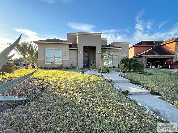 3rd image of 1447 Guadalajara Ave