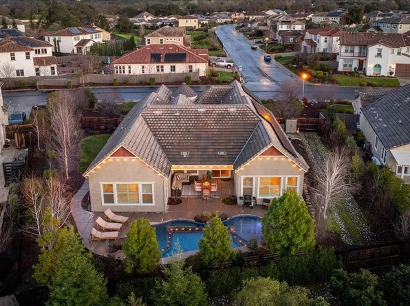 5611 Lakepointe Dr, Rocklin, CA 95677