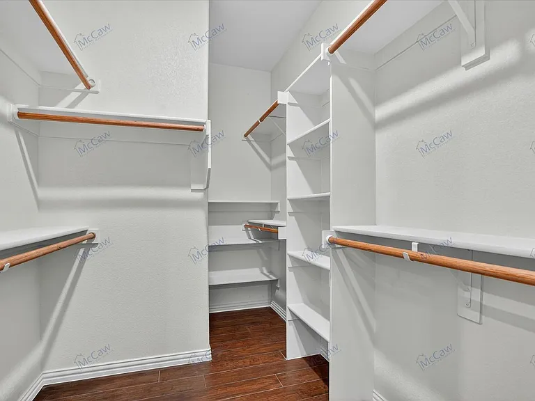 1310 Yale St — Photo 15